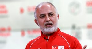 Can pazarında çadır satmak…